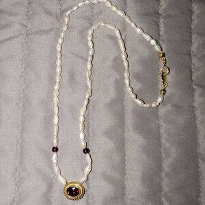 Vintage Avon Pearl & Red Glass Pendant Necklace 4571